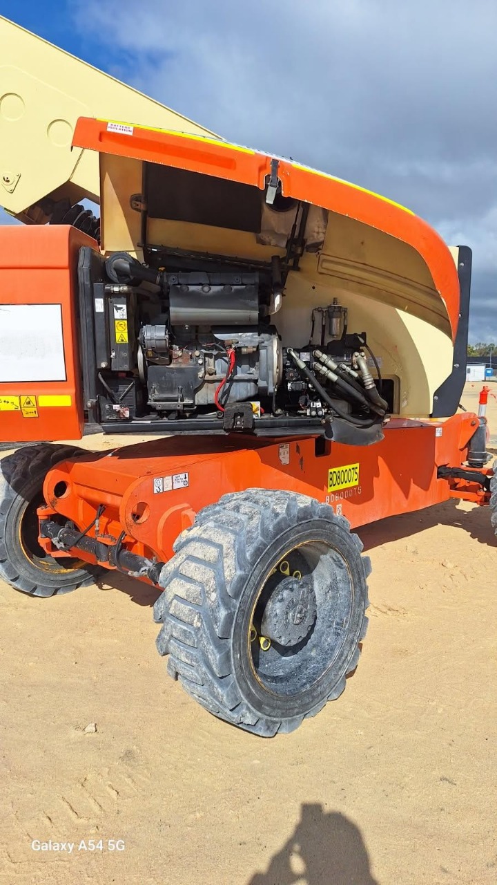 Sold - Telescopic Boom Lift - View 3